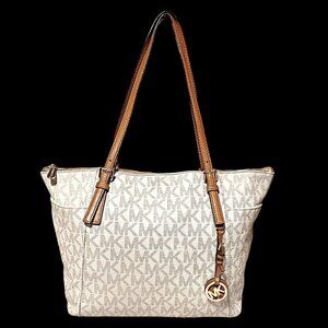 Michael Kors Jet Set East West Zip Top Tote Bag